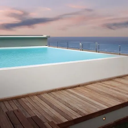 Hotel Altamarea & 3*