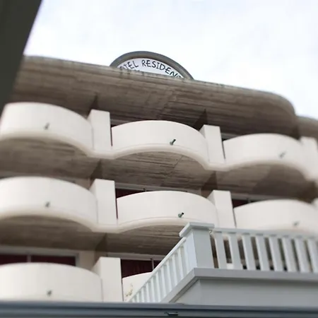Altamarea & Family Hotel